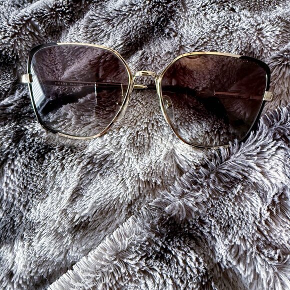 Prada Sunglasses - Picture 2 of 5